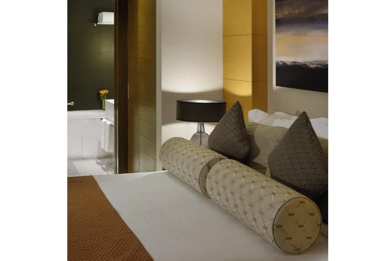 Emaar Residences Fashion Avenue - Former Address Dubai Mall Residences By Qstay 公寓