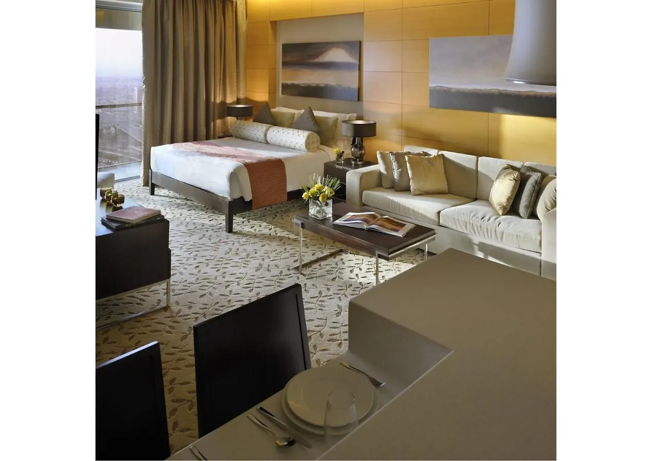 Emaar Residences Fashion Avenue - Former Address Dubai Mall Residences By Qstay 0*,  阿拉伯联合酋长国
